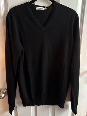 New! Men’s J.Lindeberg v-neck sweater